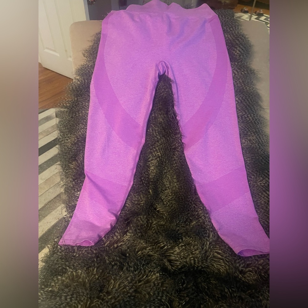 Active USA Pink Leggings. NWOT